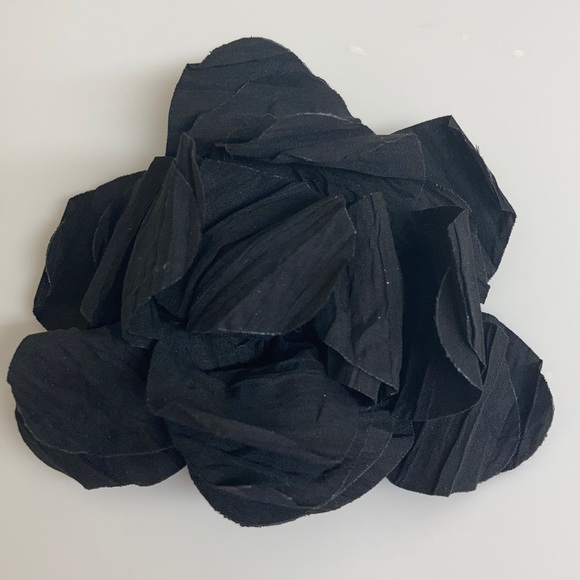 Vintage Large Black Layered Flower Like Hair Bow Clip-on Ponytail Holder - Picture 1 of 7